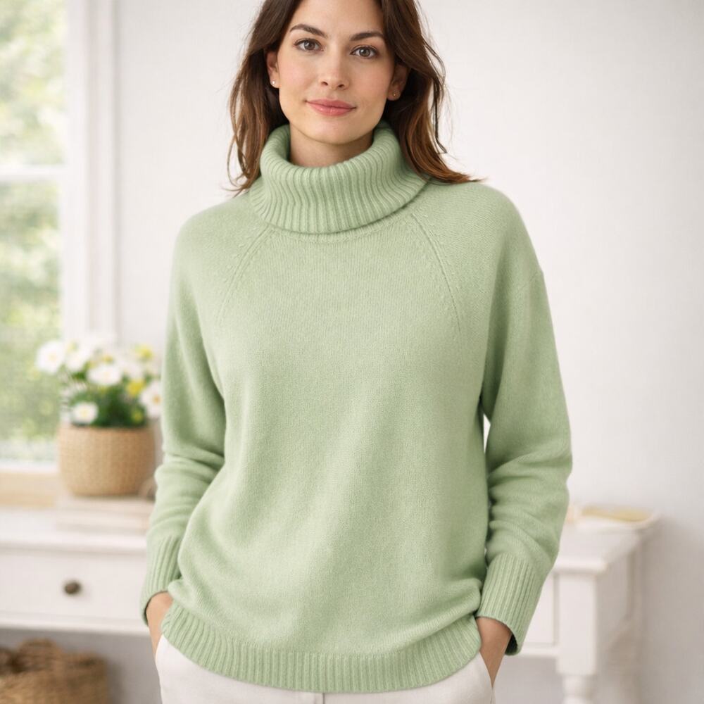 Cashmere Cashmere Scotland SZ M 100% Cashmere Turtle Neck Sweater Celery Green